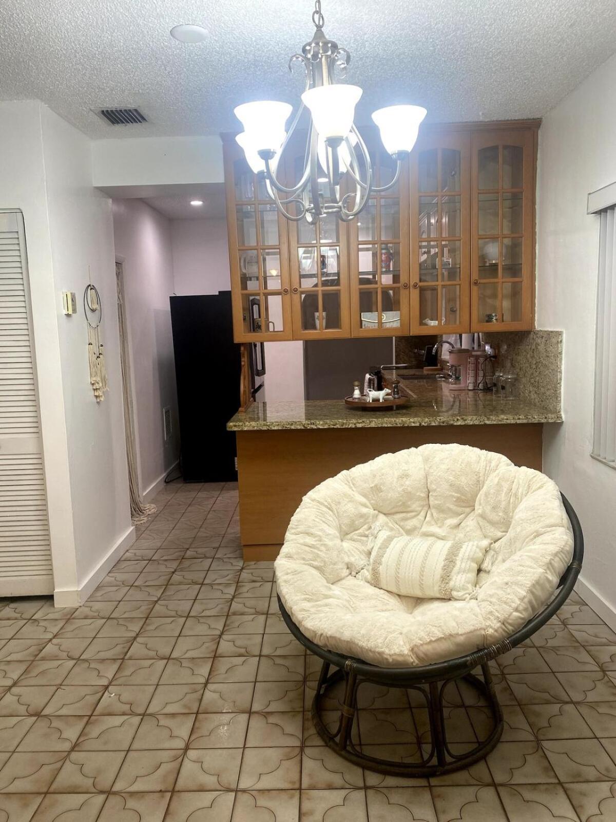 Ferienhaus Chic Centrally Located Spacious 4 Bedrooms