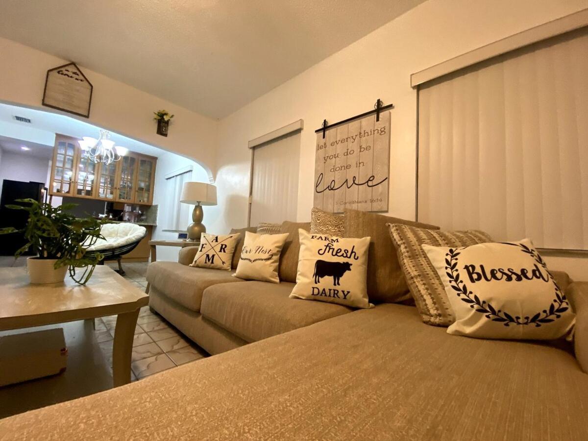Chic Centrally Located Spacious 4 Bedrooms Ferienhaus Miami