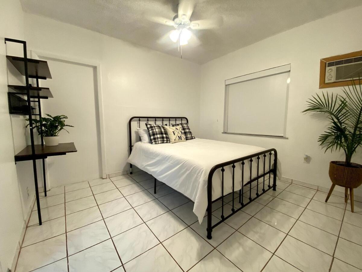 Chic Centrally Located Spacious 4 Bedrooms * Miami