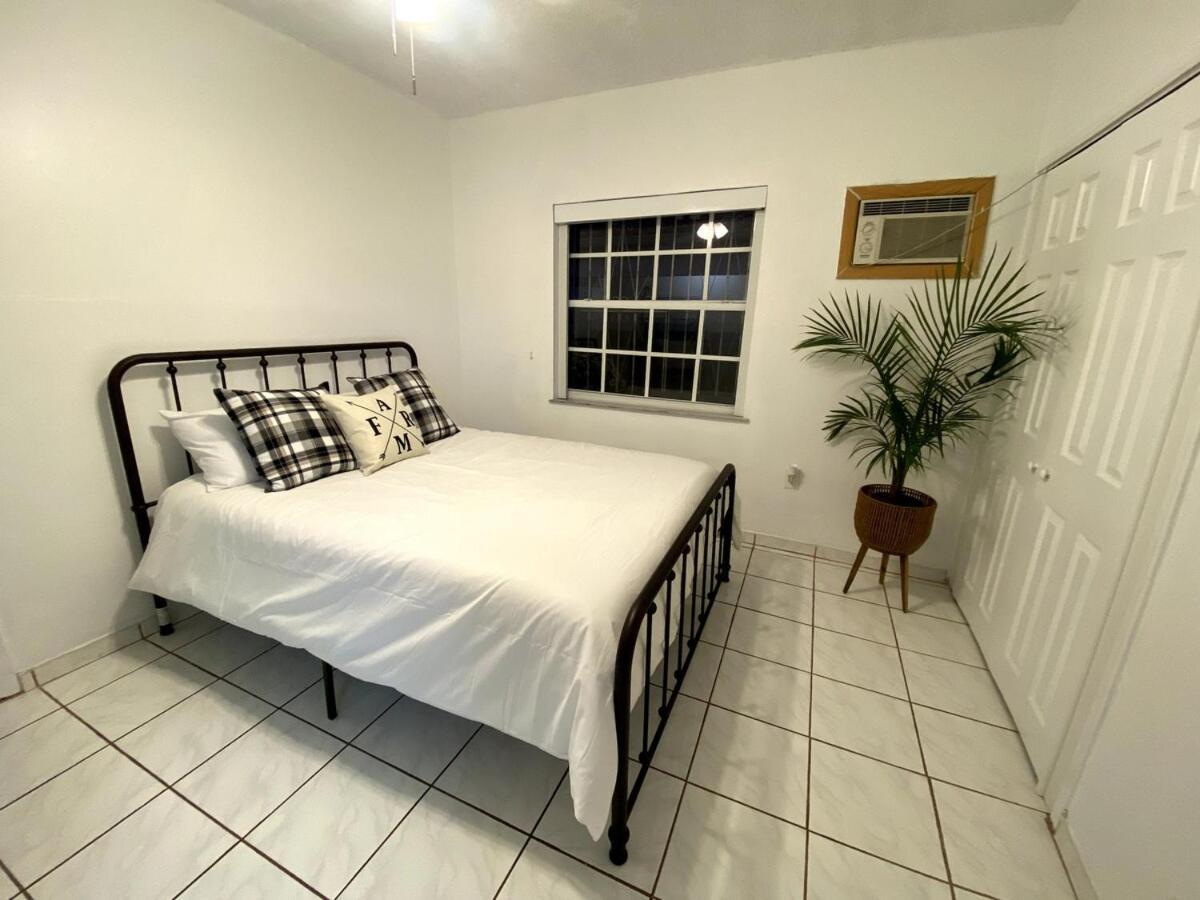 Chic Centrally Located Spacious 4 Bedrooms Casa vacanze